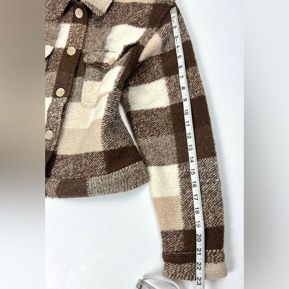 House of Harlow Buffalo Plaid Crop Wool Blend Jacket - Picture 8 of 8